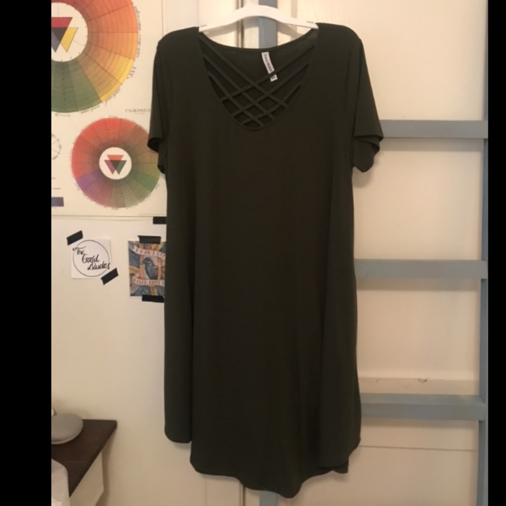 T-SHIRT DRESS
